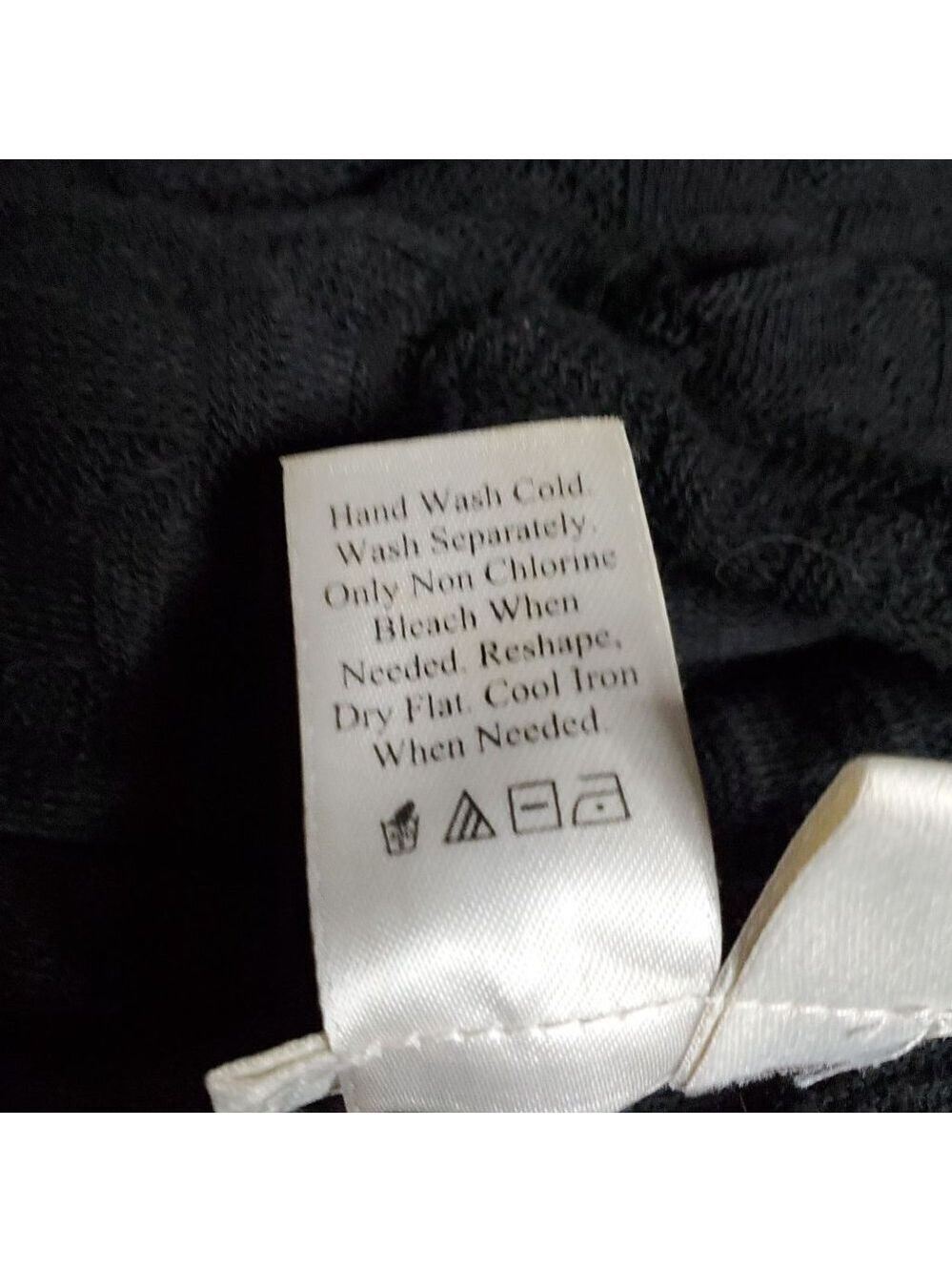 COLDWATER Creek Black Open Front Sleeveless Knit Cardigan Vest Sweater Size XS - Picture 7 of 7